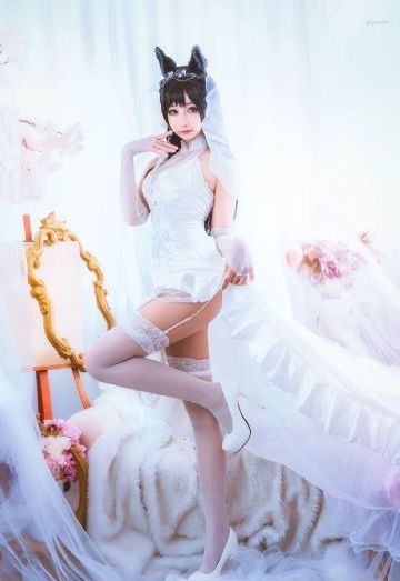 欧美裸色长尖美甲图片_国产剧免费在线观看