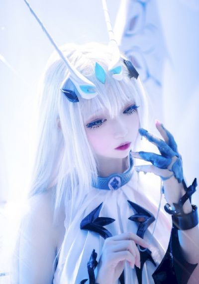欧美美女床上_午夜在线观看完整版