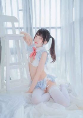 日韩精品成人色彩月あかり_720影视在线观看