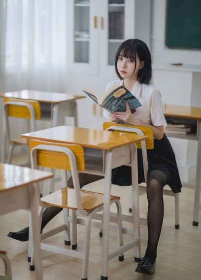 欧美大香蕉三级_720全集免费播放