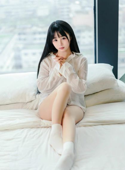 欧美全透明内衣秀_BD在线播放