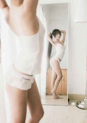 超碰97国产欧美_720超清在线观看