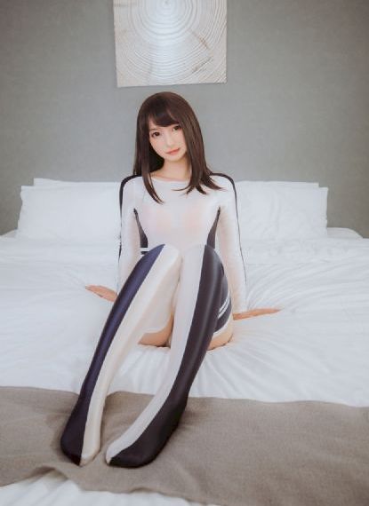 欧美意境森系手机壁纸_蓝光HD在线观看