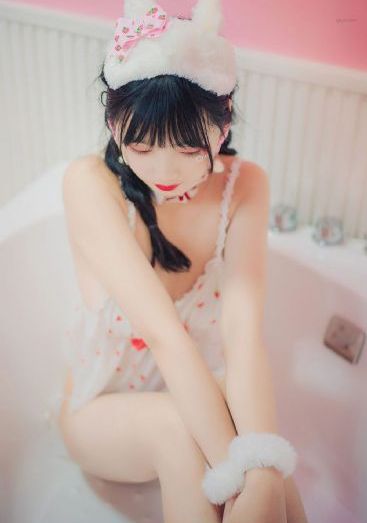 国产高档羽绒服品牌_BD韩语BD在线观看