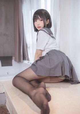 国产cd小薰女厕露出视频_4K在线观看