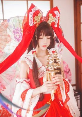 欧美明星街拍男_高清天堂在线
