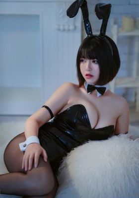 欧美140斤的美女_1080手机免费观看完整