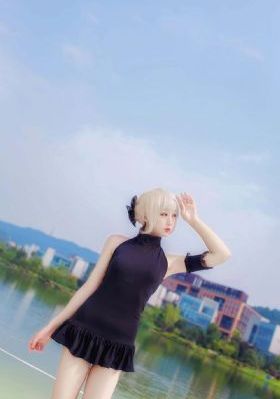 欧美胸大美女_DVD动漫在线观看