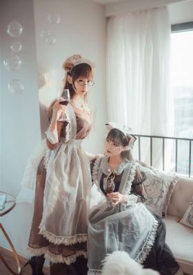 国产动漫服装授权费用_BD韩语全集免费播放